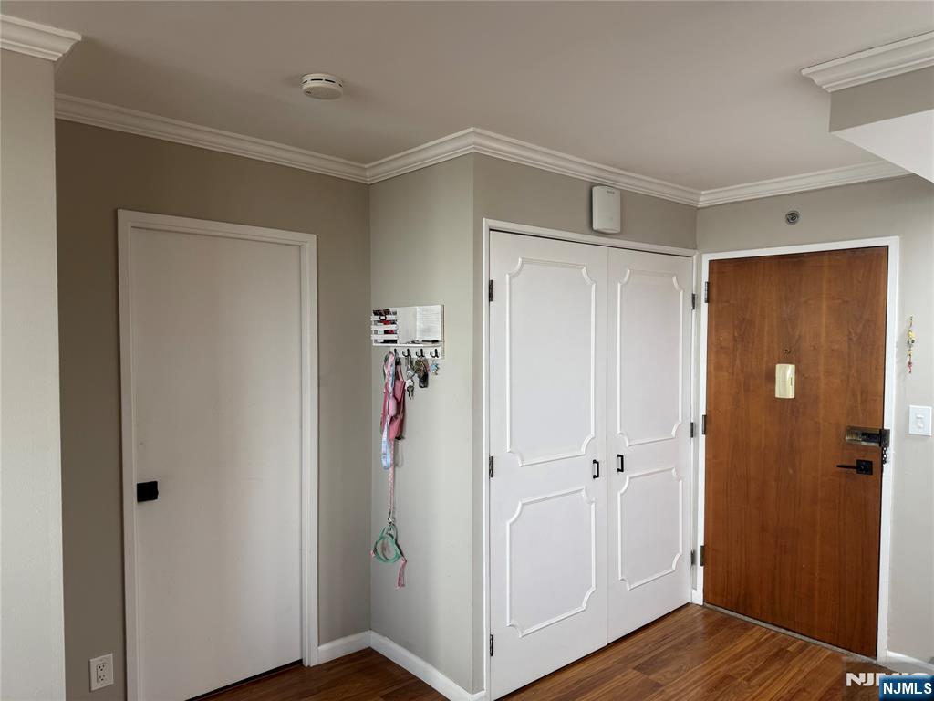 770 Anderson Avenue 21H - Photo 4