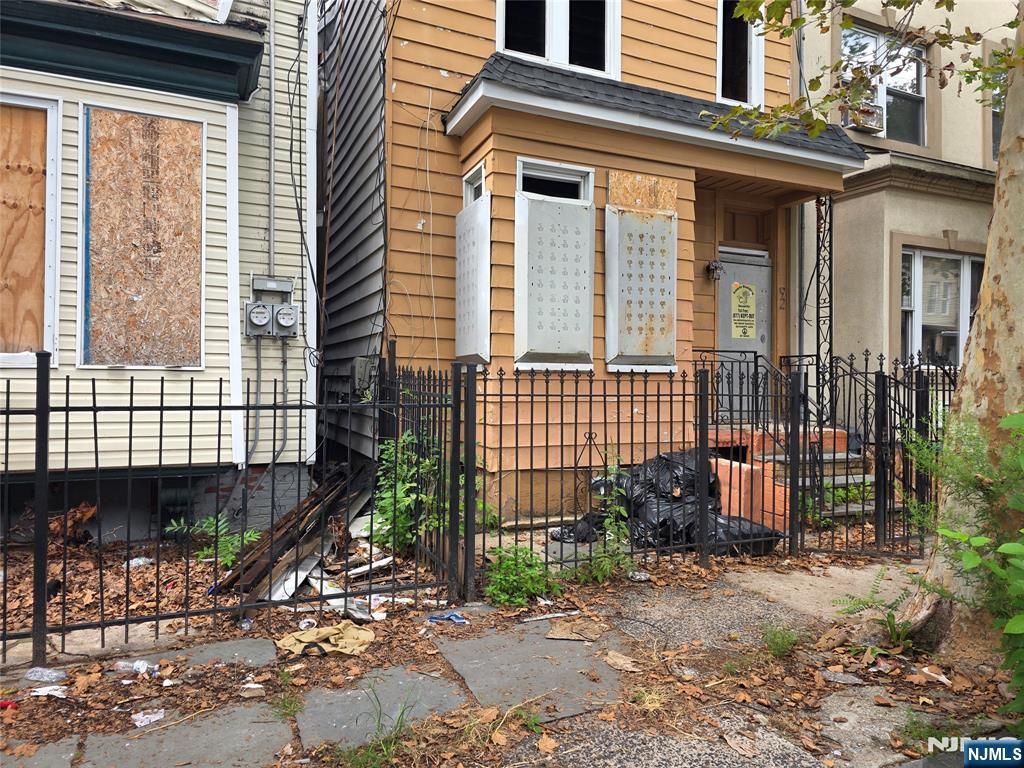 92 Garside Street - Photo 1