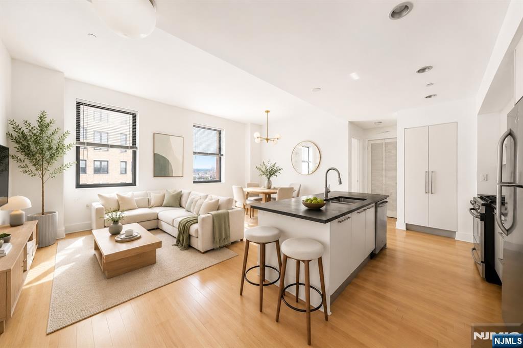 4 Beacon Way 1804 - Photo 4