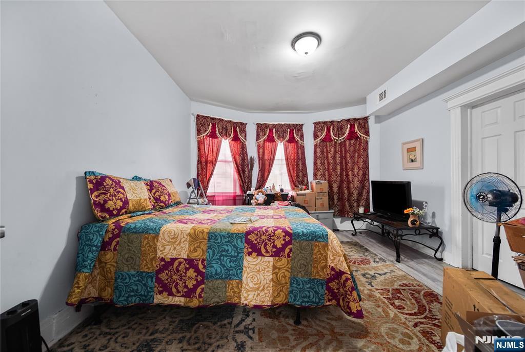 18 Ellis Avenue - Photo 5