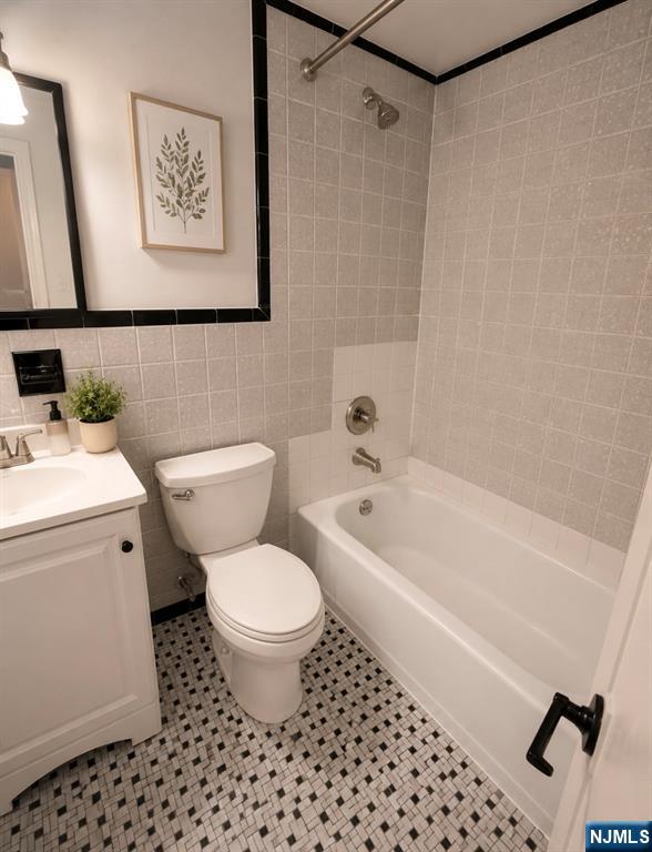 106 Chestnut Street - Photo 4