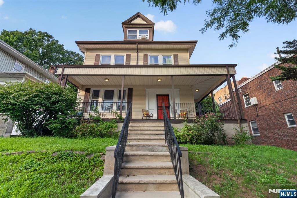 11 Stengel Avenue - Photo 2
