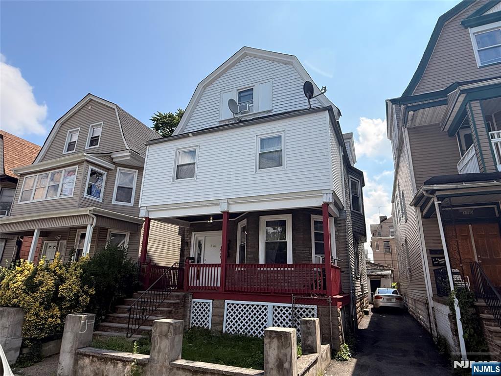 246 Halsted Street - Photo 2