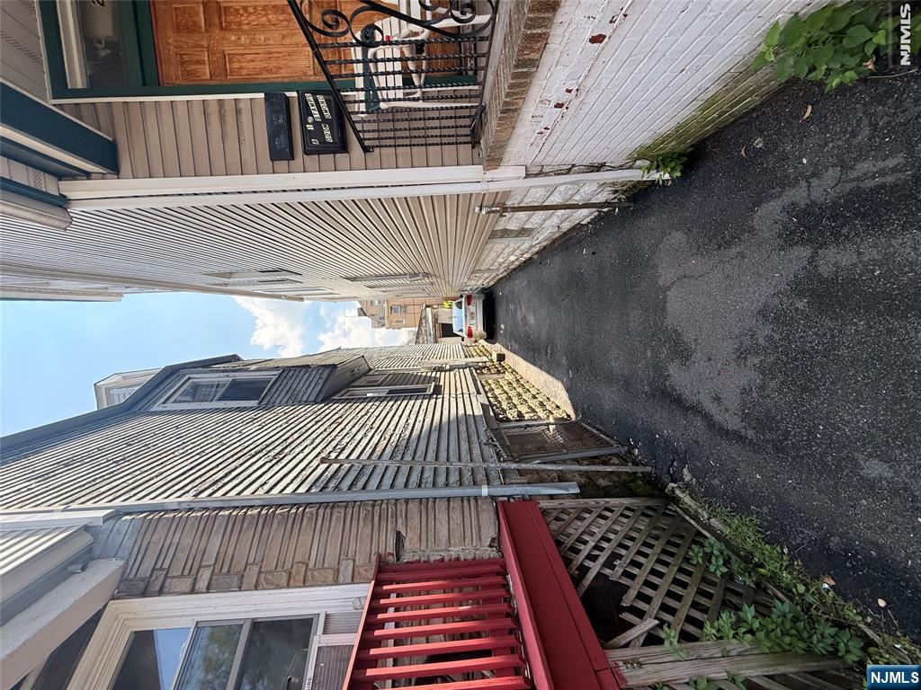 246 Halsted Street - Photo 3