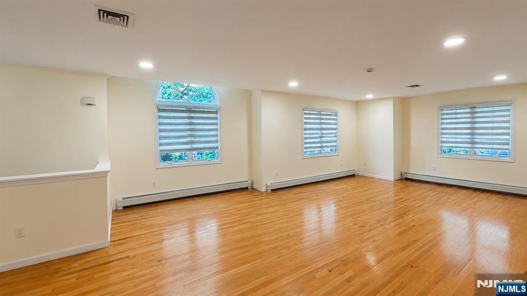 44 Delia Boulevard B - Photo 5