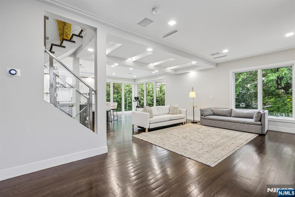 14 Valley Place - Photo 5