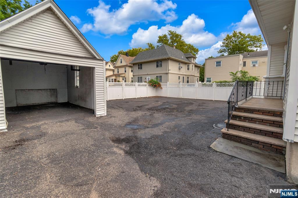 90 Cedar Street - Photo 3