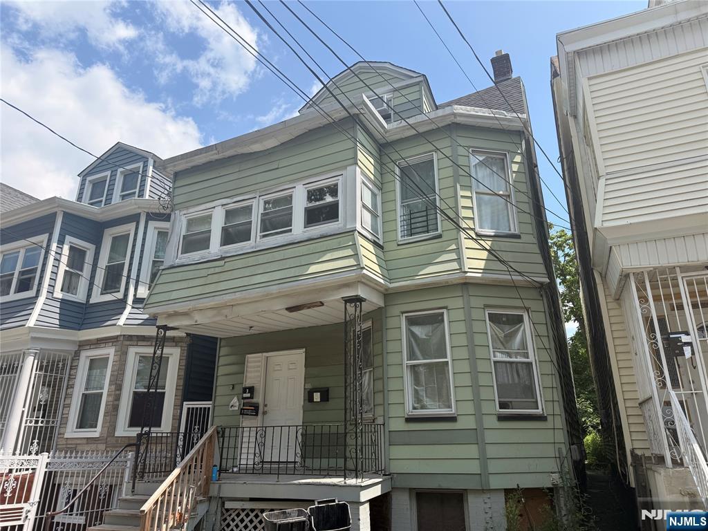 202 Ellis Avenue - Photo 2