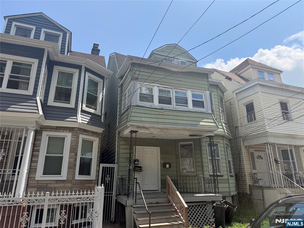202 Ellis Avenue - Photo 3