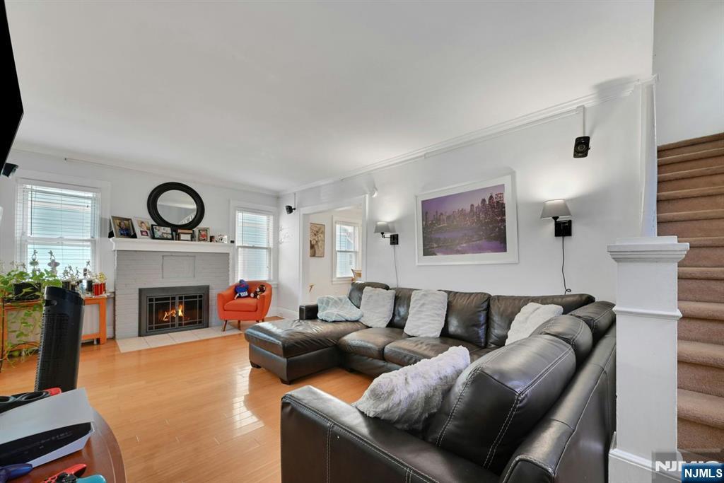 218 Elder Avenue - Photo 3