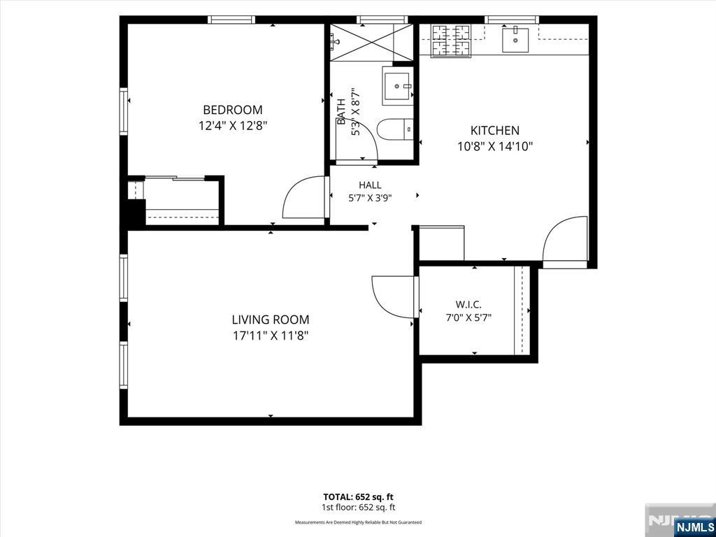 425 New Milford Ave, Dumont, NJ 07628