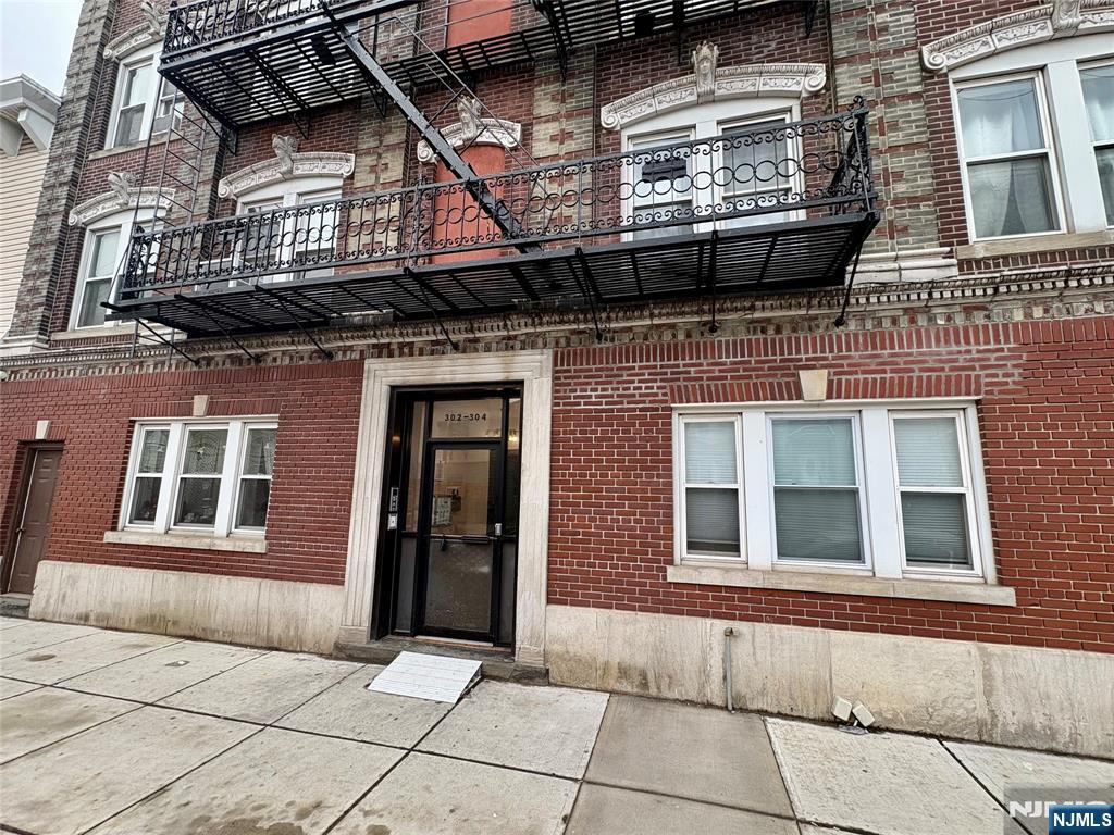 302 N 3rd Street 16 - Photo 1