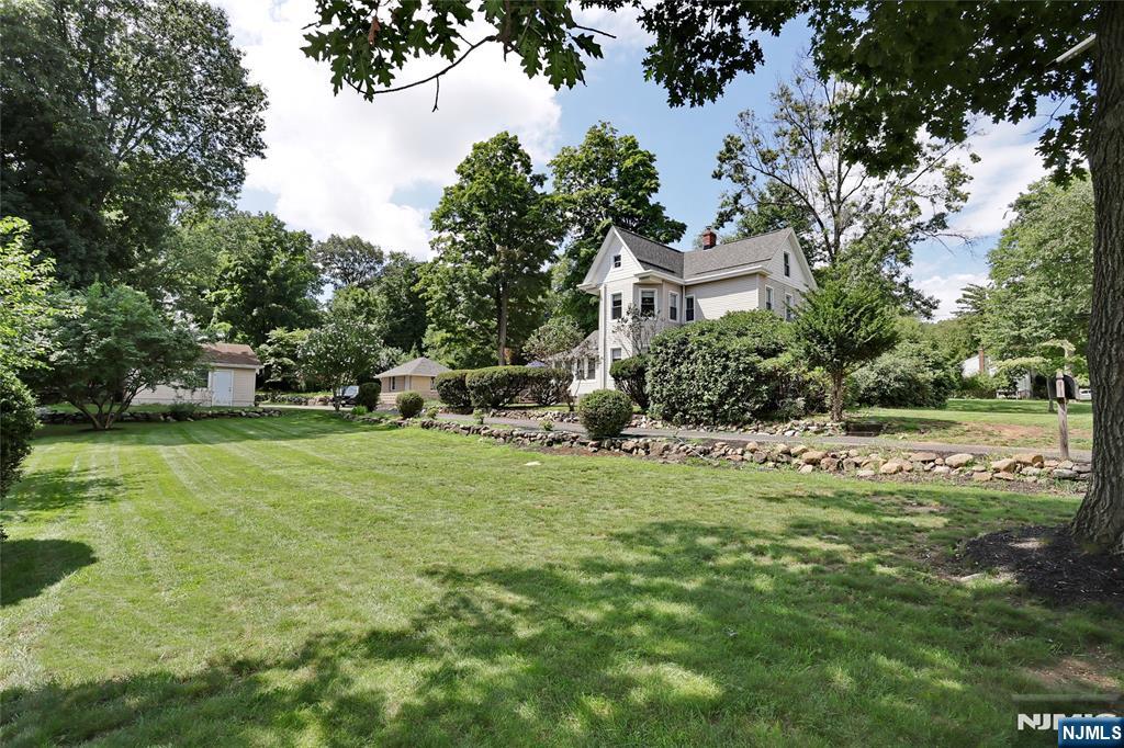142 Wyckoff Avenue