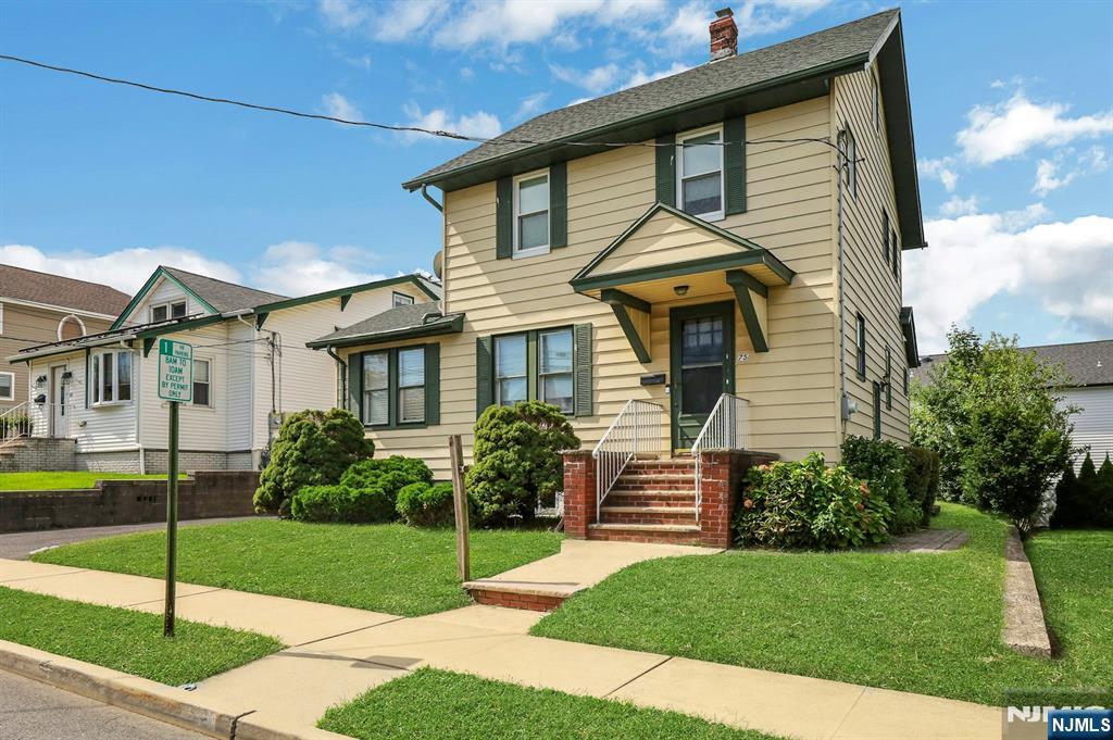 75 Humboldt Street - Photo 1