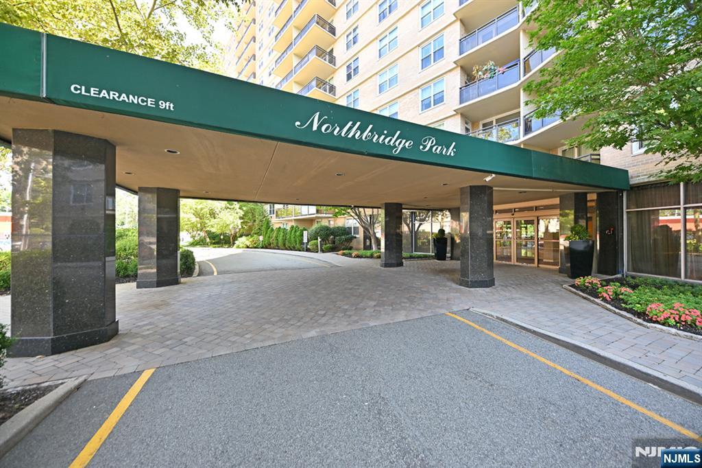 2200 N Central Road 14T - Photo 2