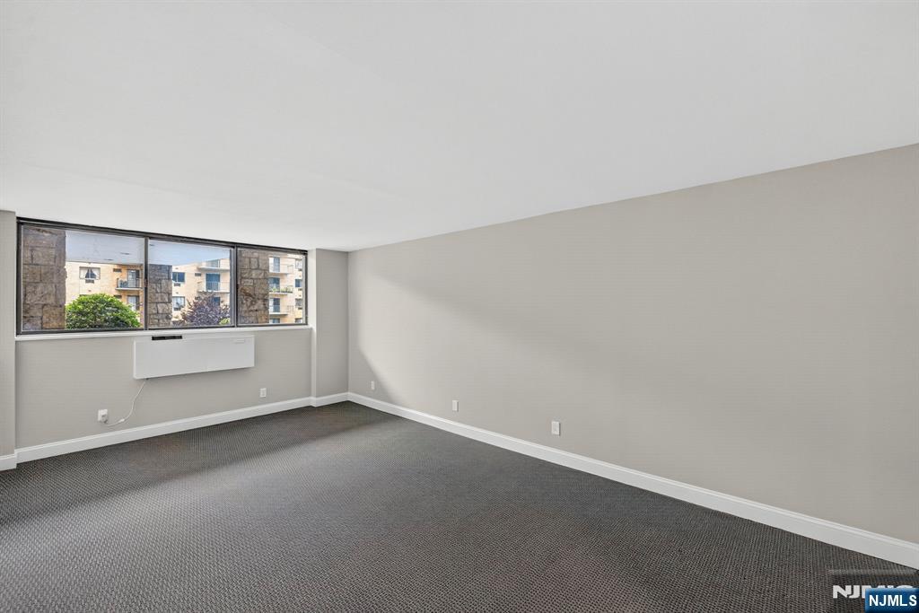 235 Prospect Avenue LC - Photo 4