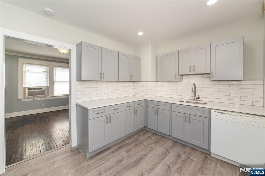 86 Tappan Avenue - Photo 4