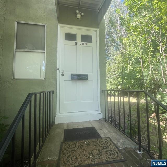 51 Clinton Avenue - Photo 2