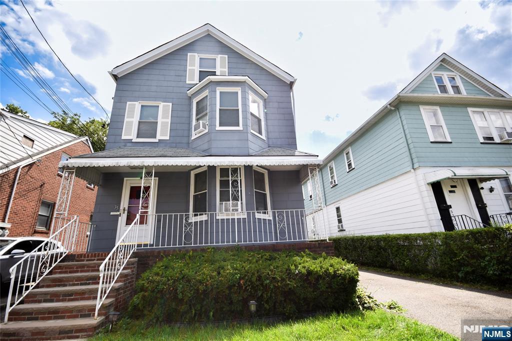35 Hilton Street - Photo 2
