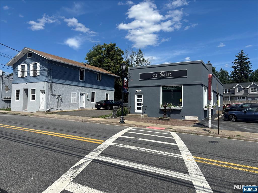 208 Godwin Avenue - Photo 1