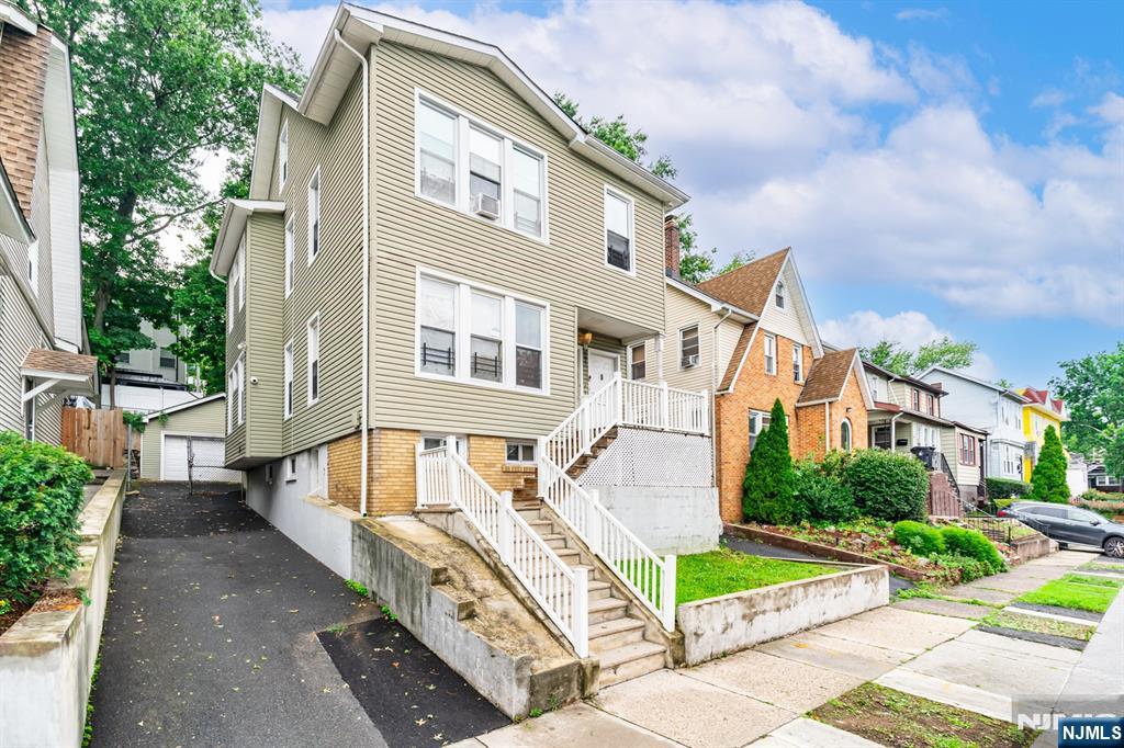 283-285 Smith Street - Photo 2