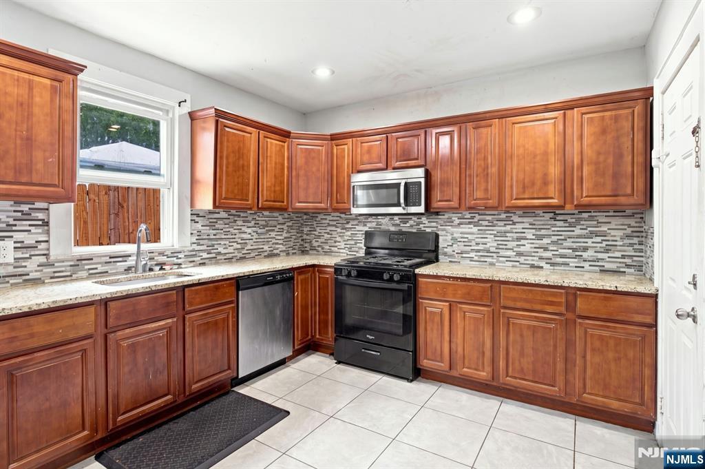 283-285 Smith Street - Photo 5