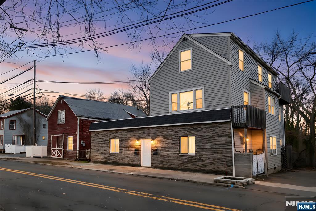 194 Saddle River Road - Photo 1