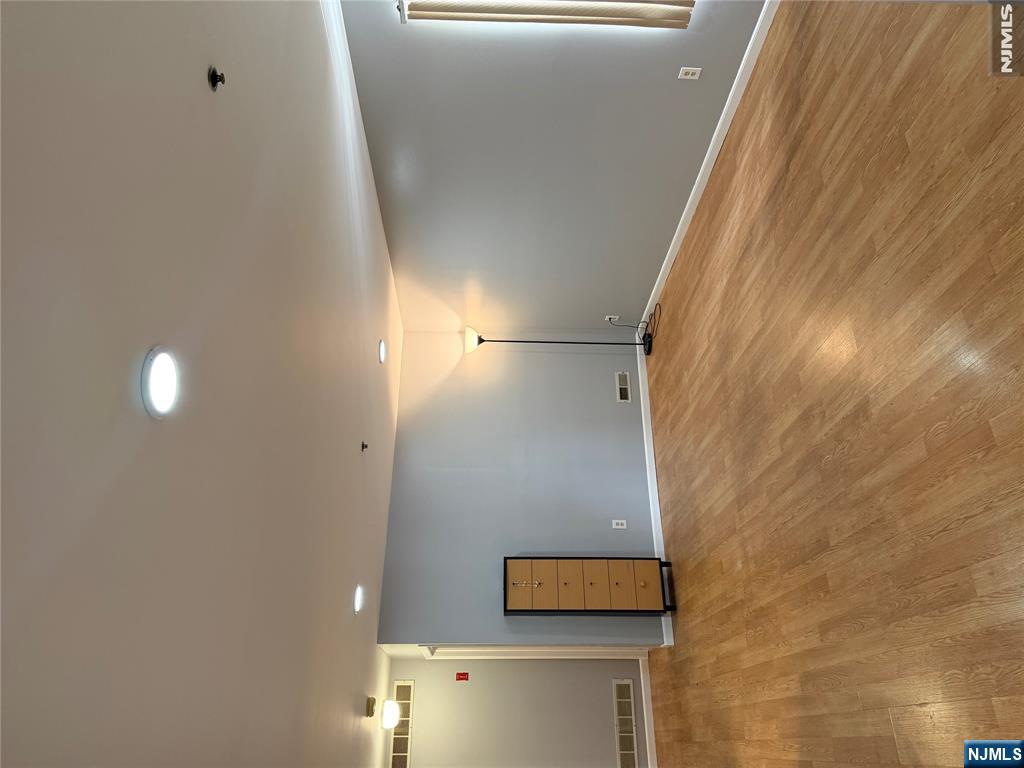 140 Highland Avenue 101 - Photo 4