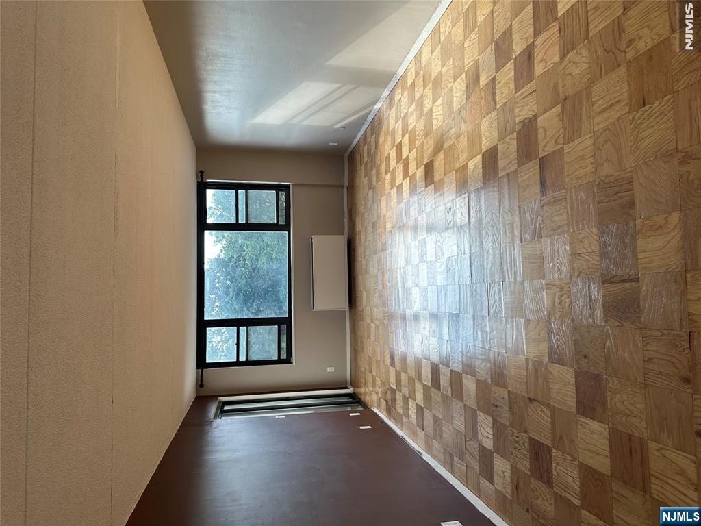 250 GORGE Road 7E - Photo 3