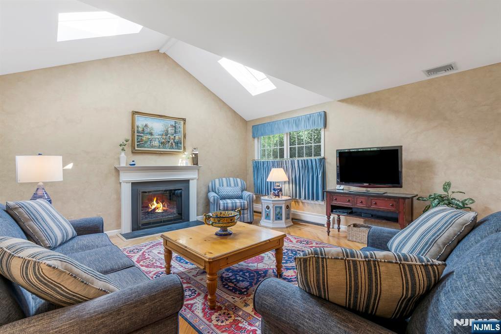 312 William Way - Photo 3