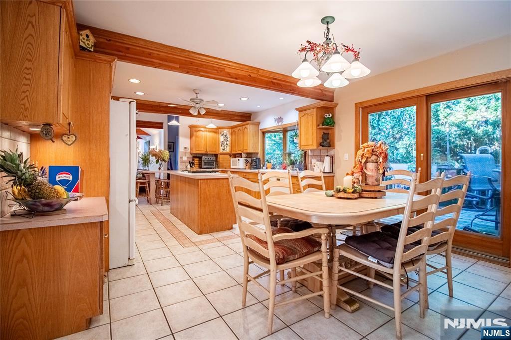 10 Locust Lane - Photo 4