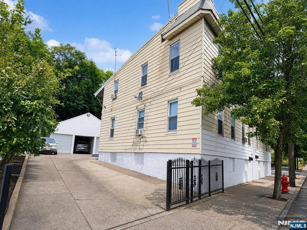 25-33 Belmont Avenue - Photo 1