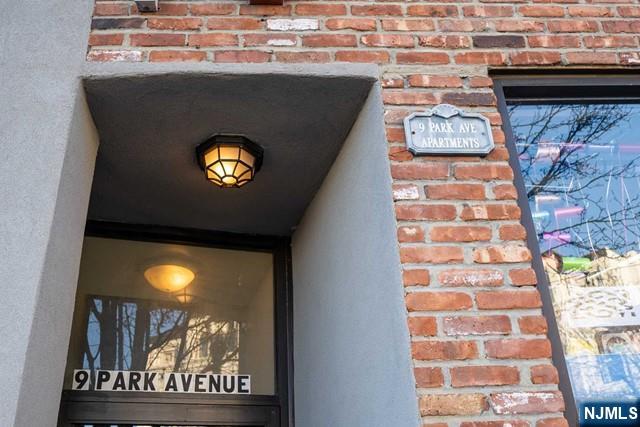 9 Park Avenue 2A - Photo 4