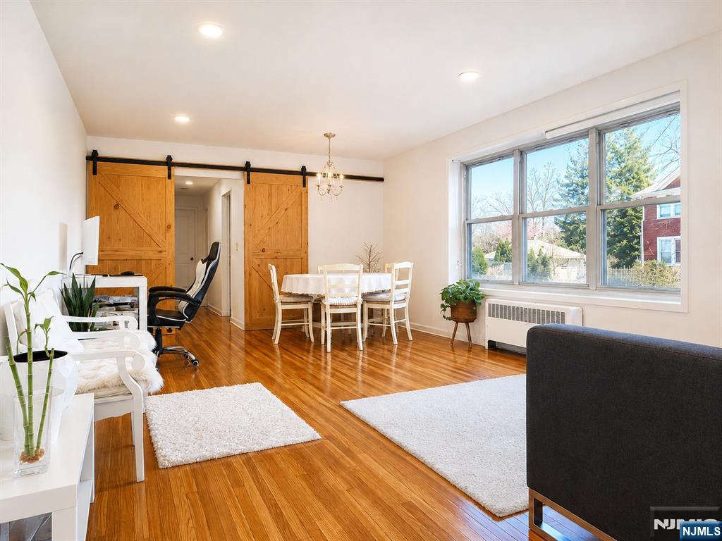 2350 Linwood Avenue 1G - Photo 3