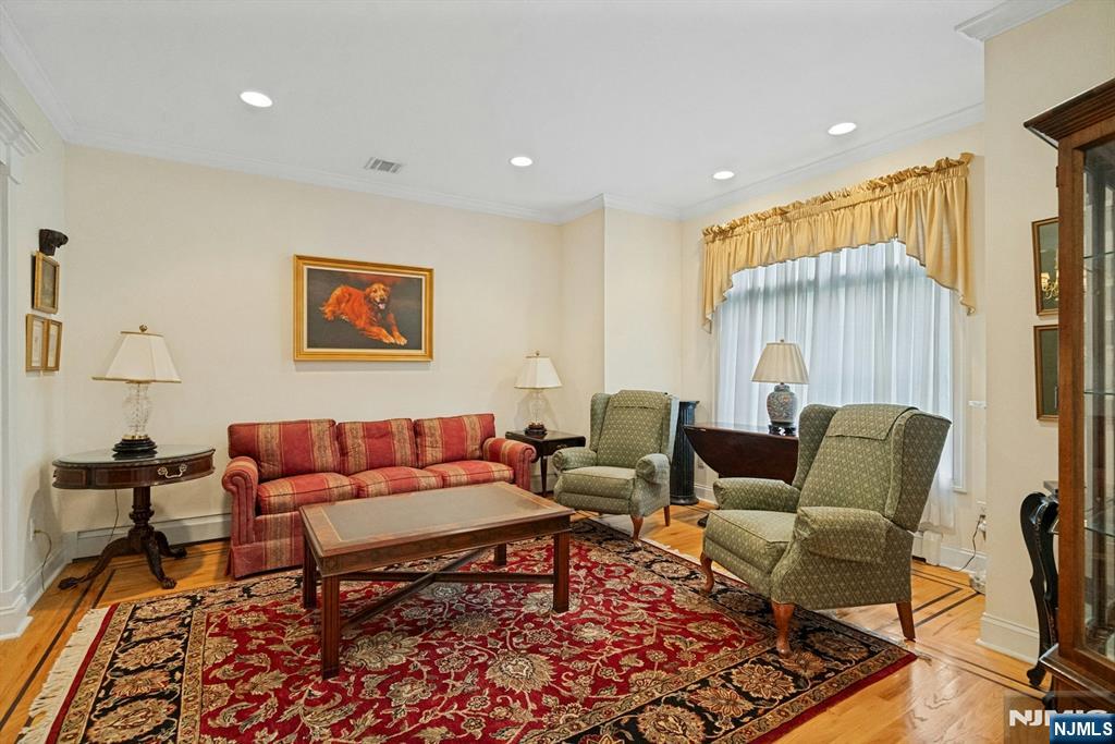 87 Linden Avenue - Photo 4