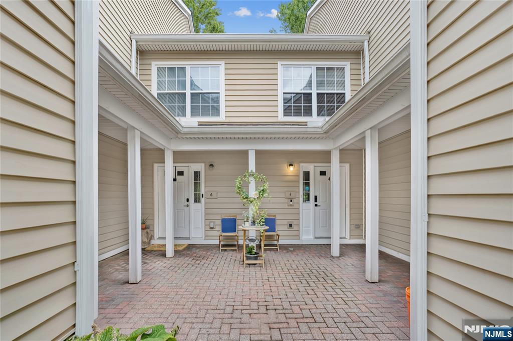 4 Springholm Drive - Photo 1