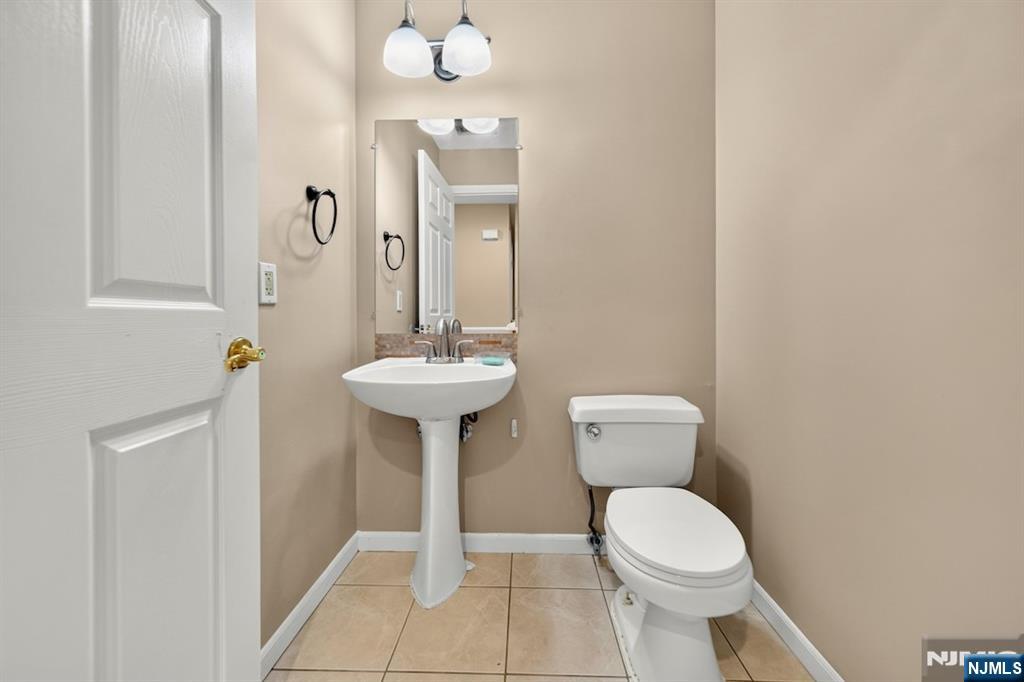 4 Springholm Drive - Photo 4