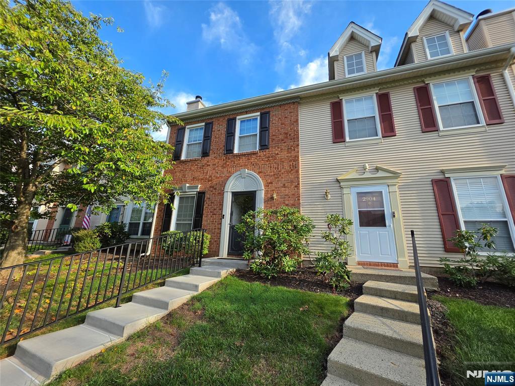 2903 Pinhorn Drive - Photo 2