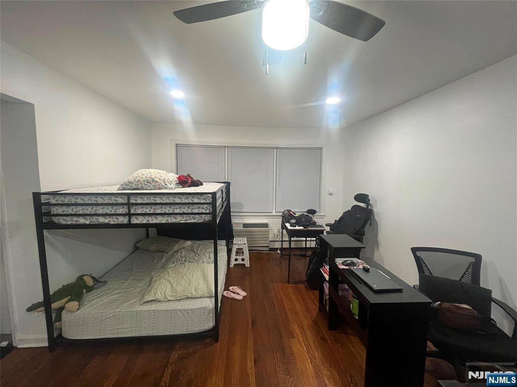 565 Grove - Photo 3