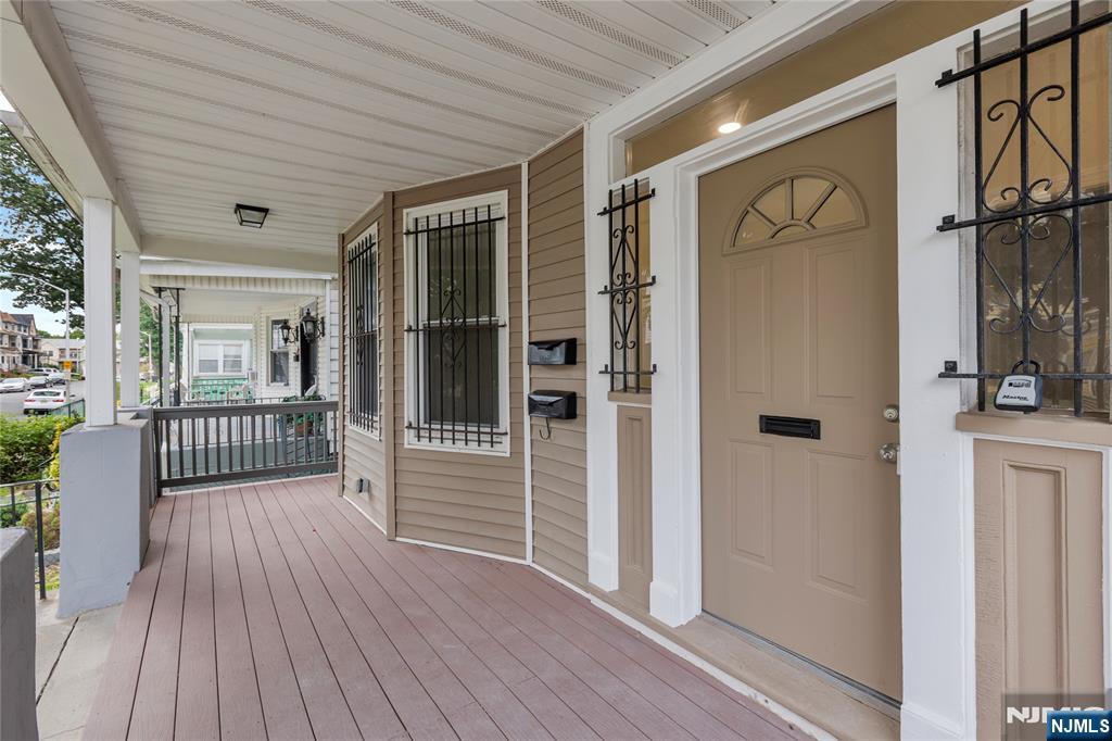 35 16th Street - Photo 3