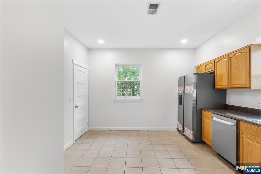 35 16th Street