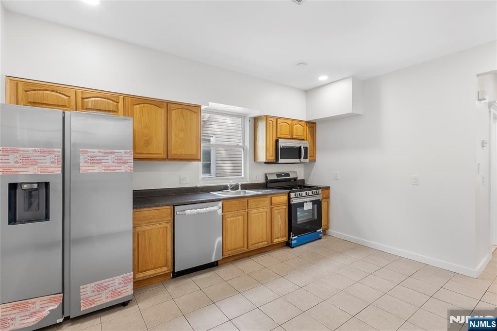 35 16th Street