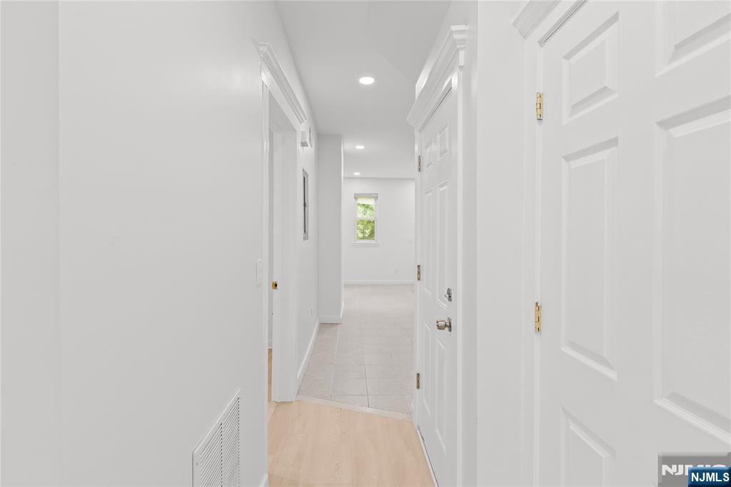 35 16th Street