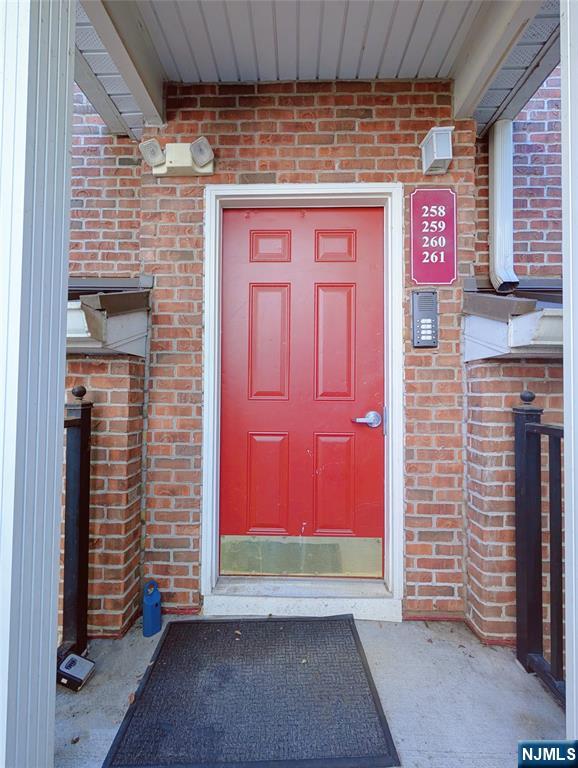 200 Dey Street 258 - Photo 3