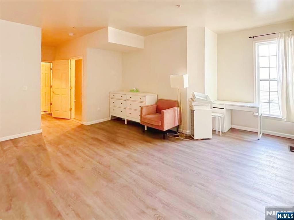 200 Dey Street 258 - Photo 5