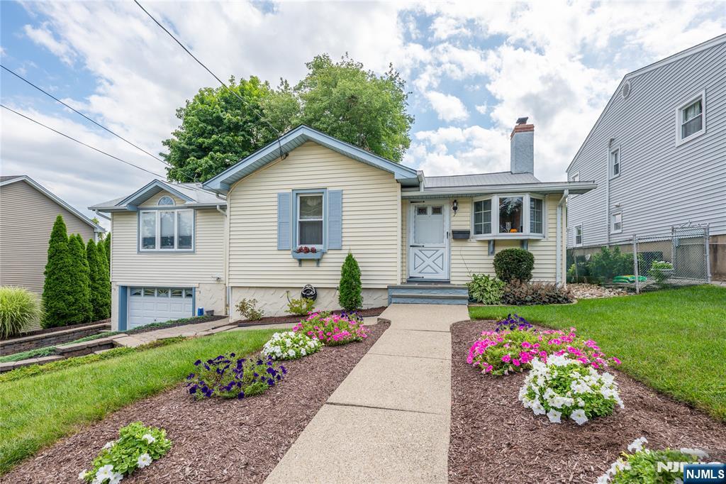 7 Oswego Avenue - Photo 3