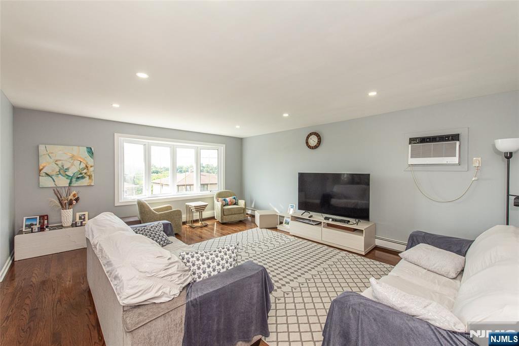 424 Oak Street - Photo 5