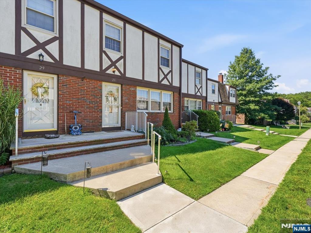 28 Tudor Place - Photo 3