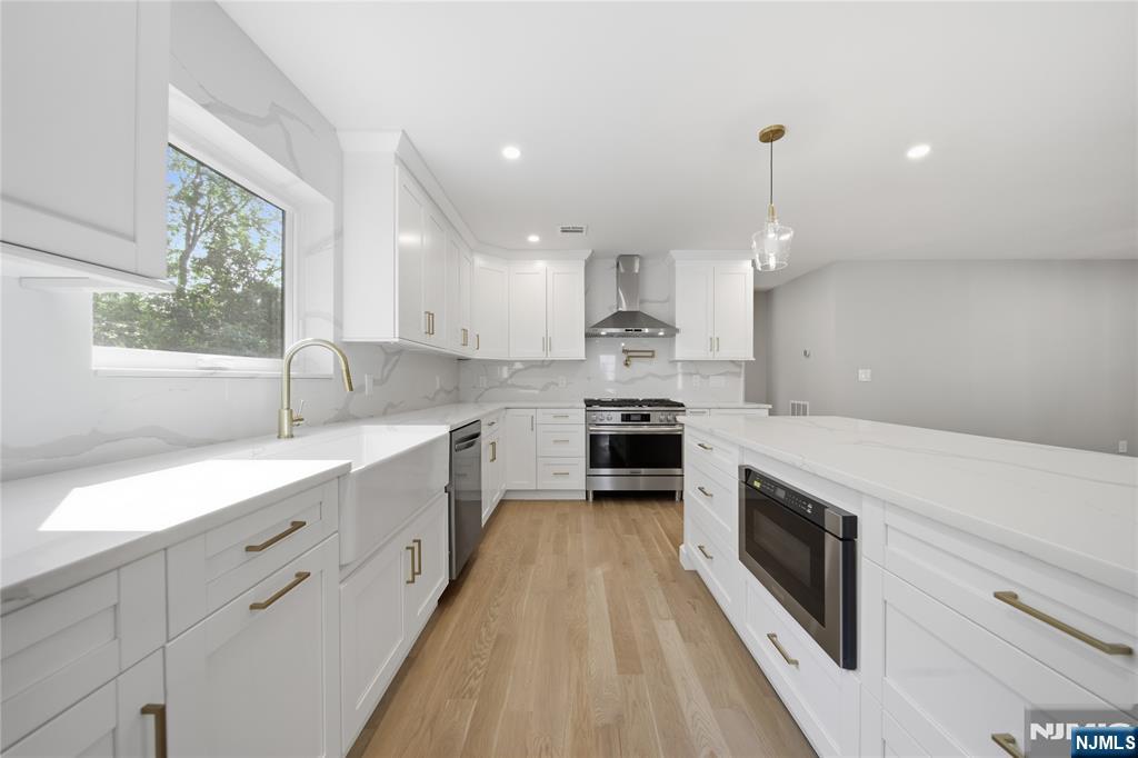182 W Grand Avenue - Photo 5