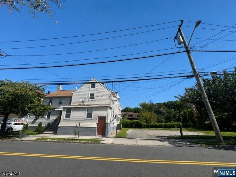 682-690 Mill Street - Photo 1